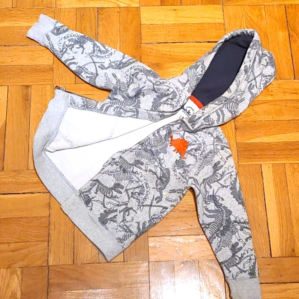 Oshkosh  sweater full zipper